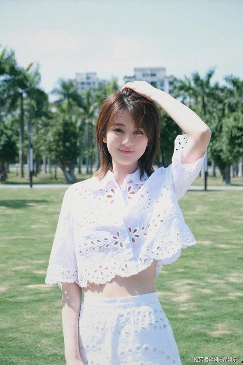 安欣白月光娱乐吃瓜酱,揭秘娱乐圈吃瓜酱背后的故事